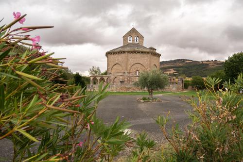 12th-century octagonal church of Santa Maria de Eunate
